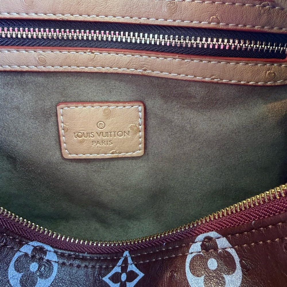 Louis Vuitton Brown Monogram Speedy Satchel with Natural Leather Trim - Picture 4 of 5